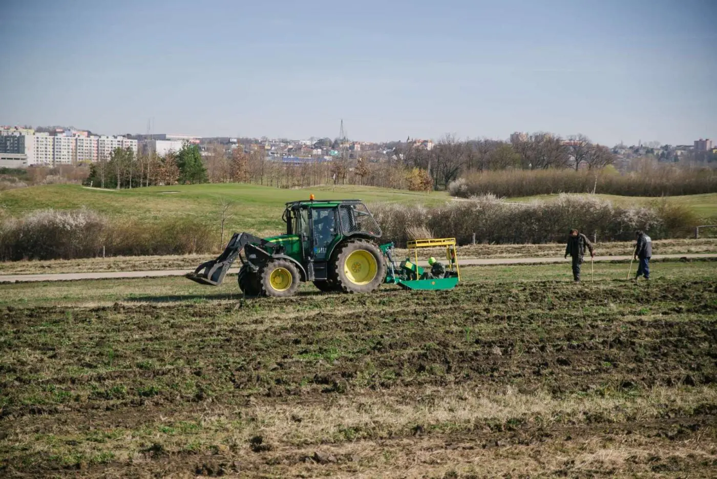Rozšiřování lesní plochy v krajinném parku u Čeňku