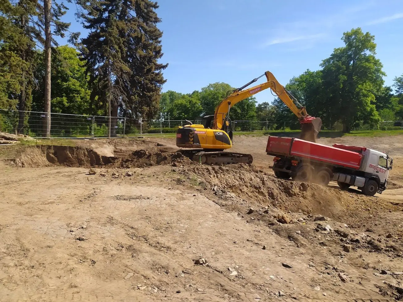 Na Letné budujeme nový rybník, který pomůže bojovat se suchem