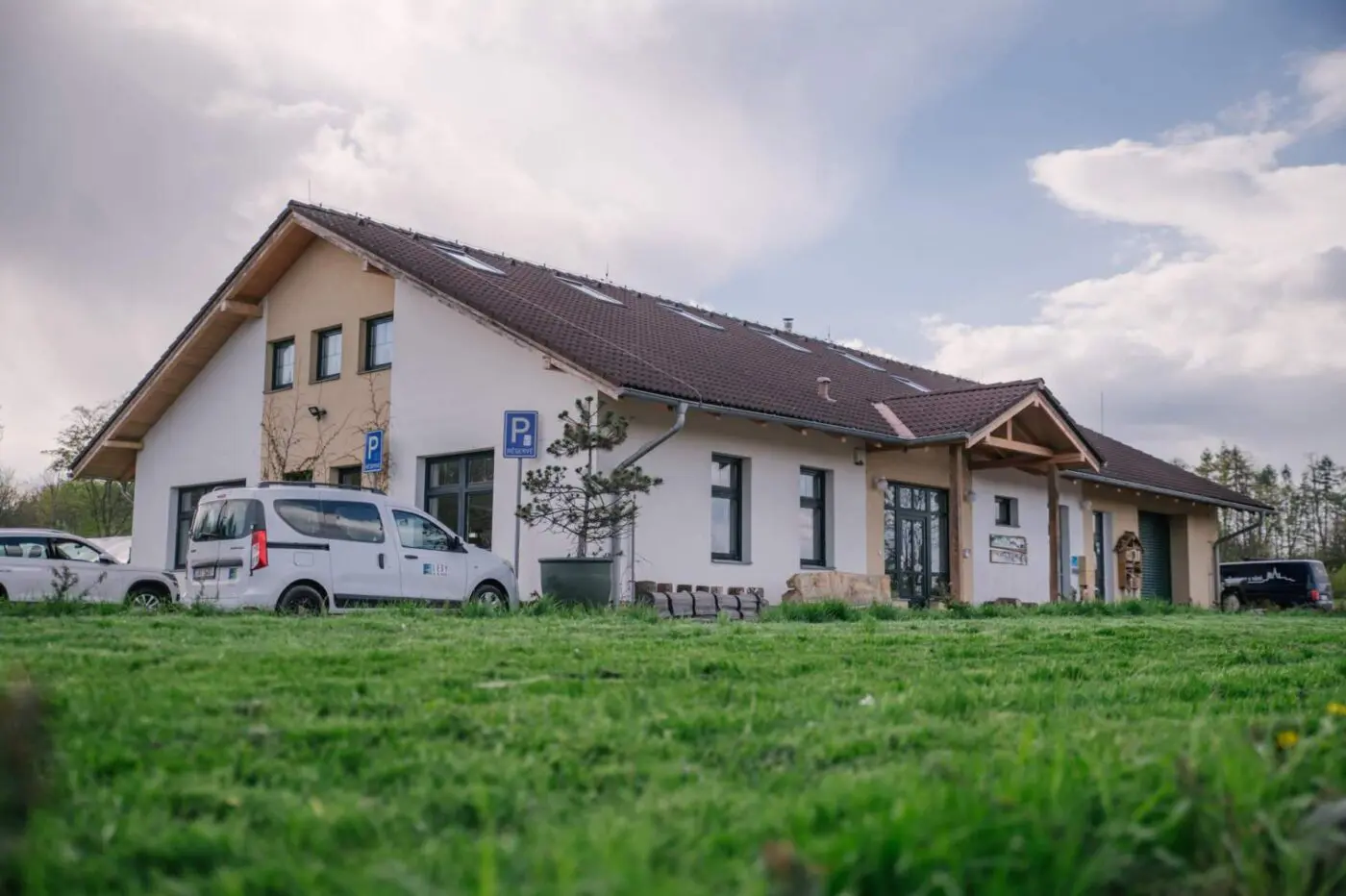 Nabídka pronájmu nebytového prostoru v ekocentru Prales