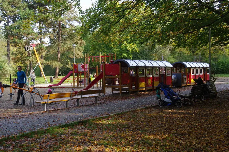 Hřiště u restaurace Vozovna
