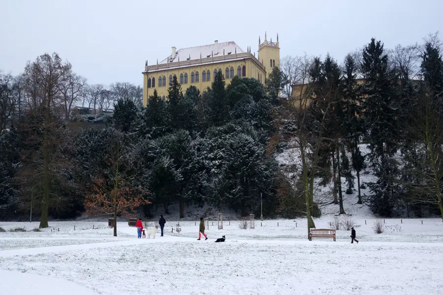 Starý park k letohrádku
