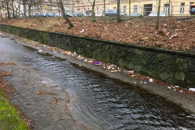 Pravidelně uklízíme vodní toky a nádrže. Nyní je na řadě Botič